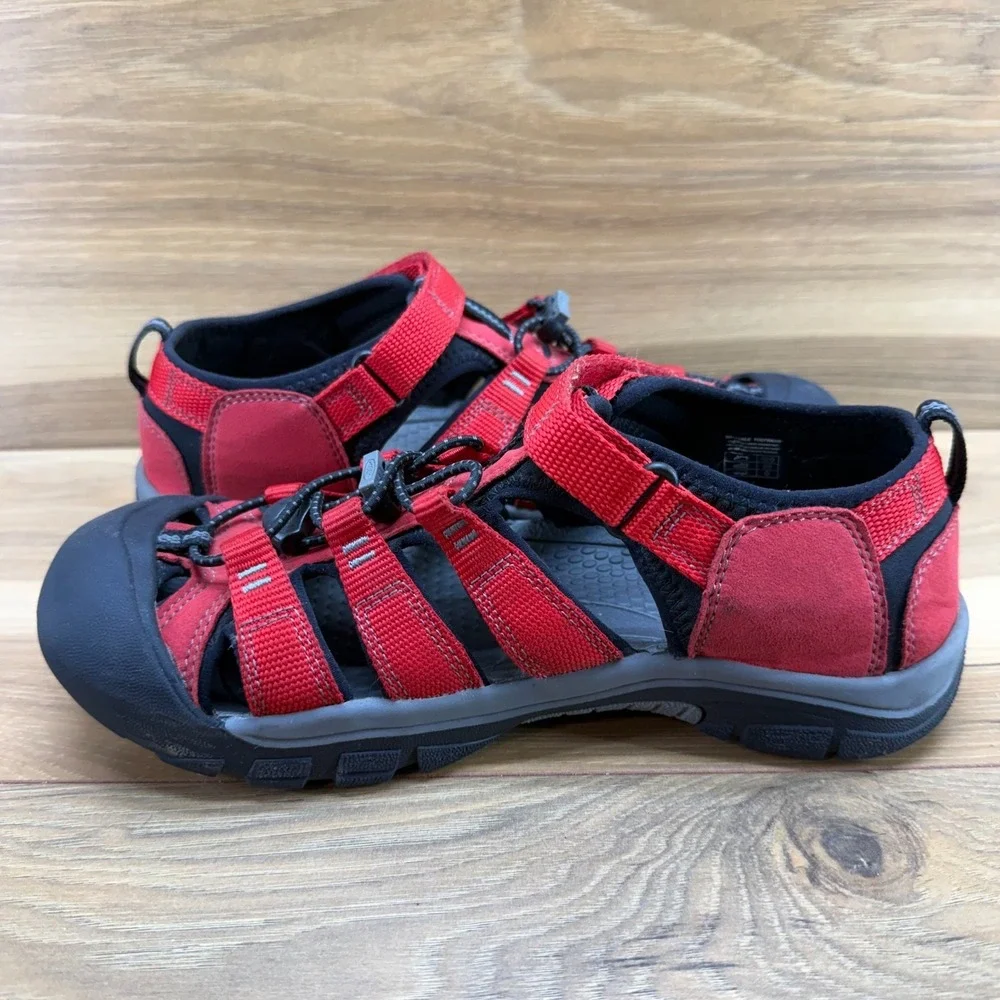 Keen Youth Red H2 Sandals Big Kids 6 Waterproof Outdoor Sport Trail Hiking EU 38